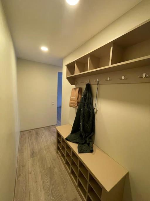 Cozy Flat Close To City Center Lägenhet Kaunas Exteriör bild